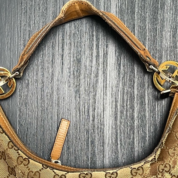 Gucci Monogram Hobo with hood and silver hardware - Picture 4 of 16